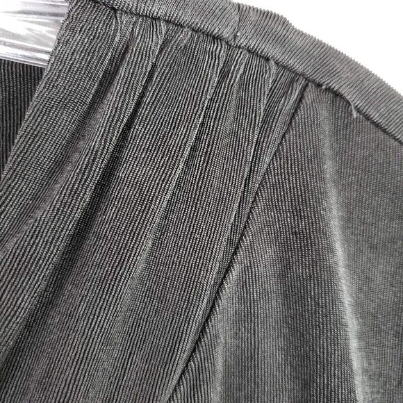 Chicos Travelers Tunic Top Slinky Knit Women’s Size Large or 2 Black SS - Picture 4 of 8